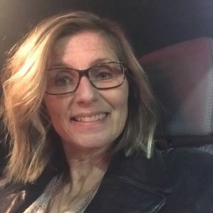 Meet your Posher, Rhonda